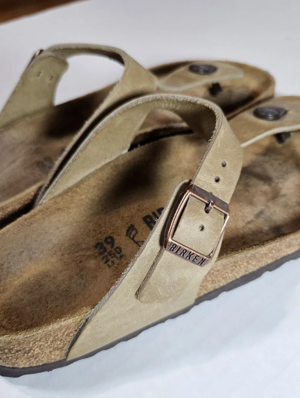 Birkenstock Bohemian Tan Leather Thong Sandals EU 39/US 8 Beachy Comfort Shoe - Picture 5 of 8